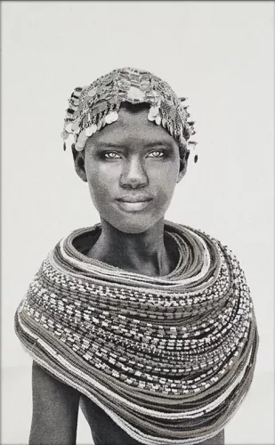 MondiLab Gobelin woven tapestry  115/180 Samburu Girl Black/White WH2007 streched on a stretcher bar (105739)