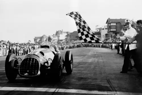 MondiLab Checkered Flag -1950  (100323)