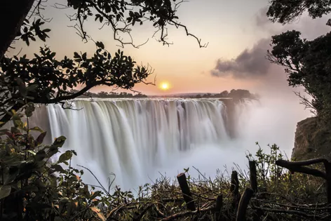 MondiLab Victoria Falls (100905)