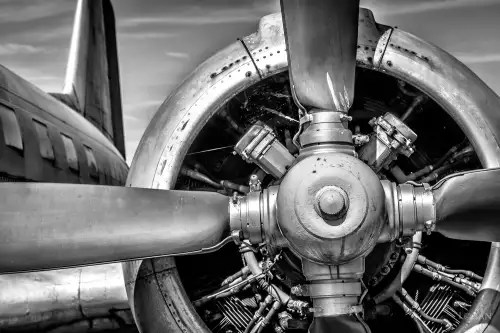 MondiLab Airplane Engine B&W  (100978)