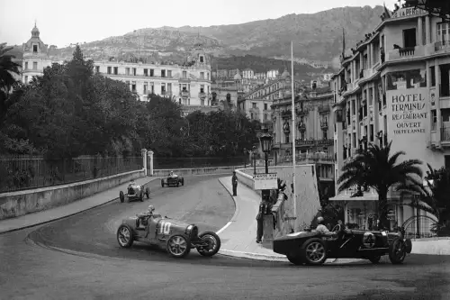 MondiLab Passing at Monaco Grand Prix  (102566)